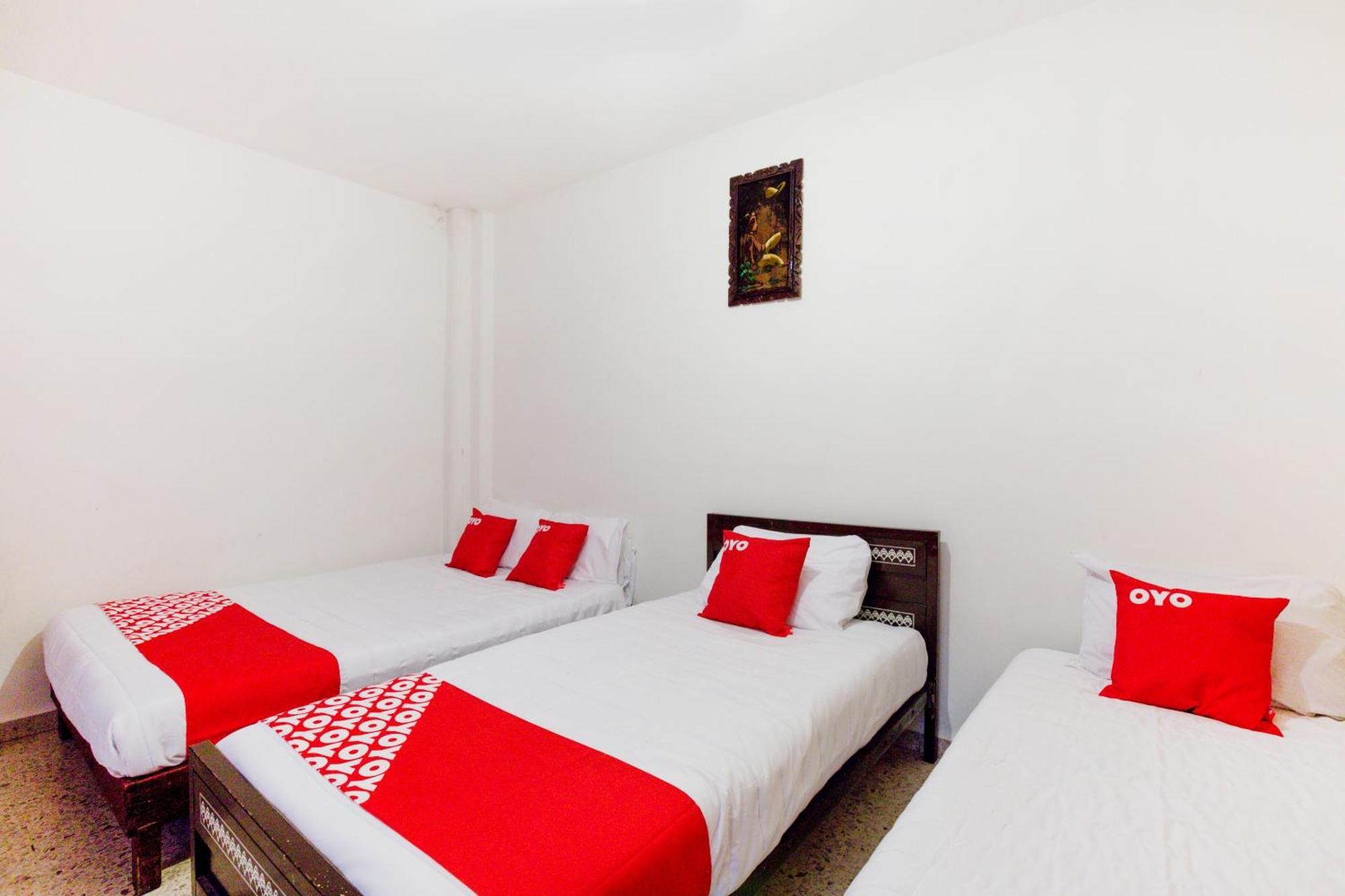 Oyo Hotel Emperador, Oaxaca Bagian luar foto