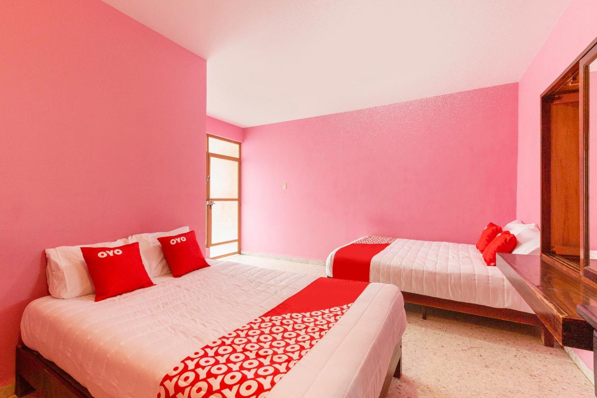 Oyo Hotel Emperador, Oaxaca Bagian luar foto