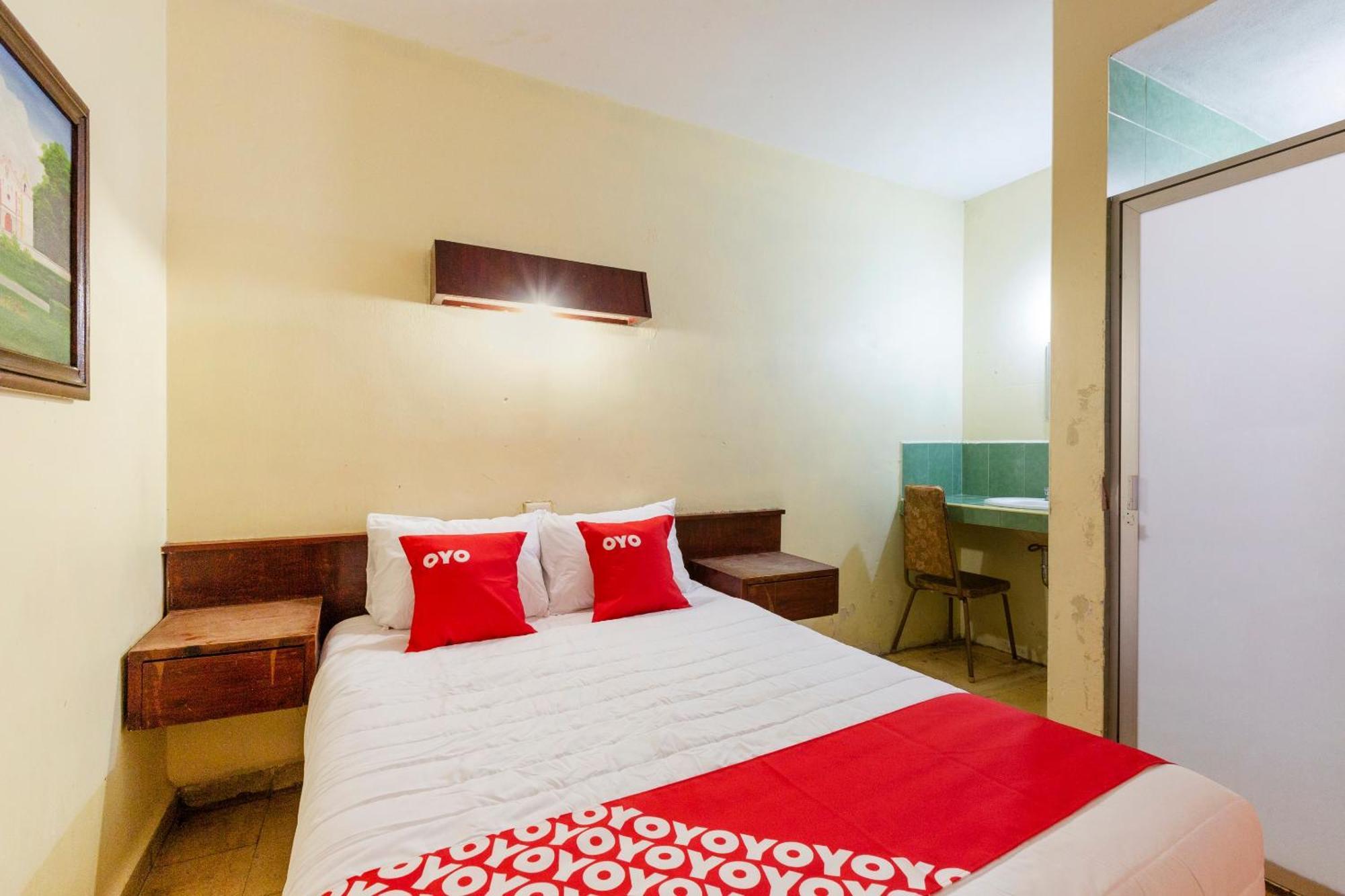 Oyo Hotel Emperador, Oaxaca Bagian luar foto