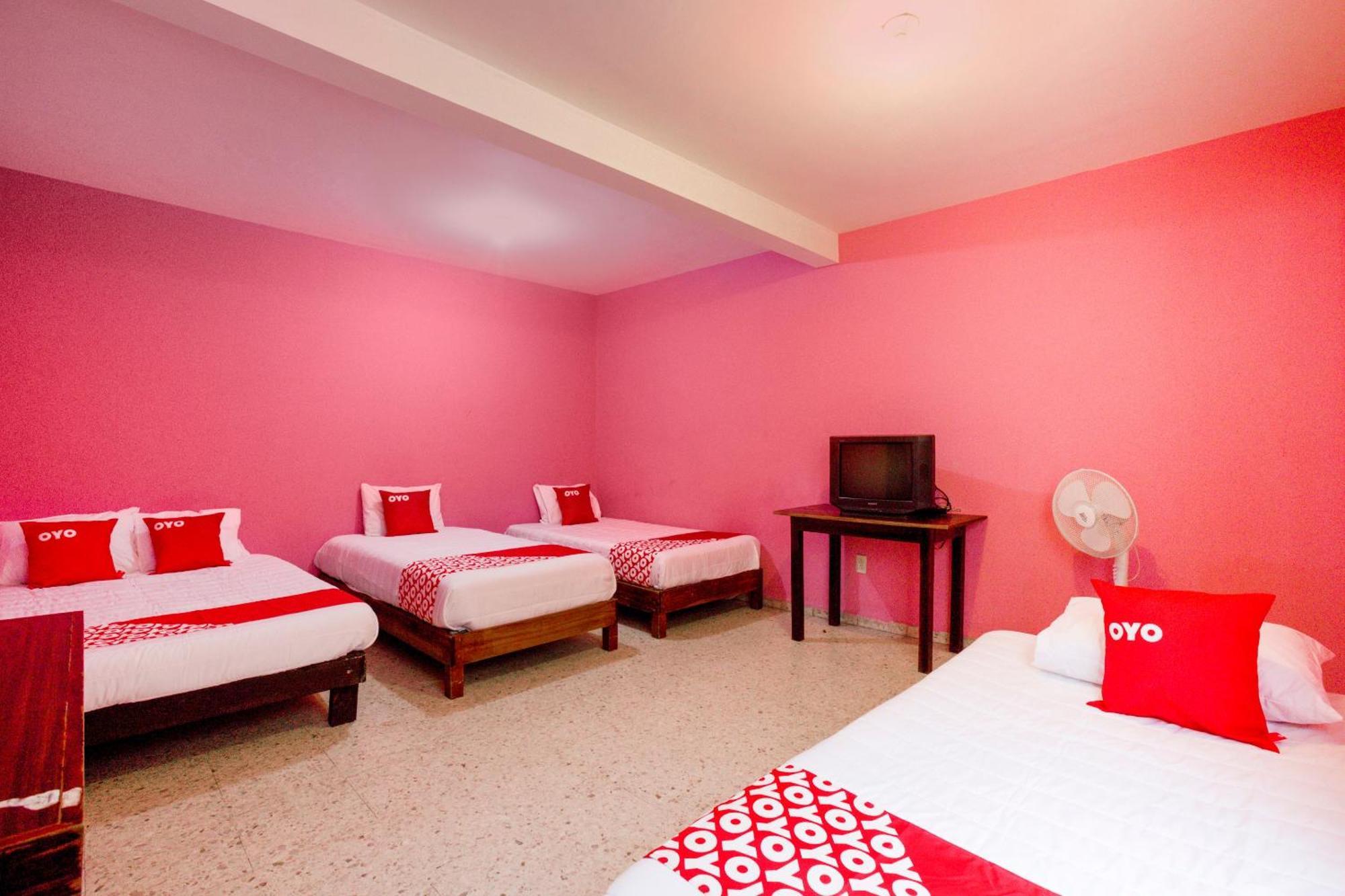 Oyo Hotel Emperador, Oaxaca Bagian luar foto